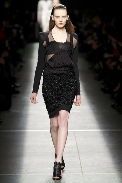 Look 35